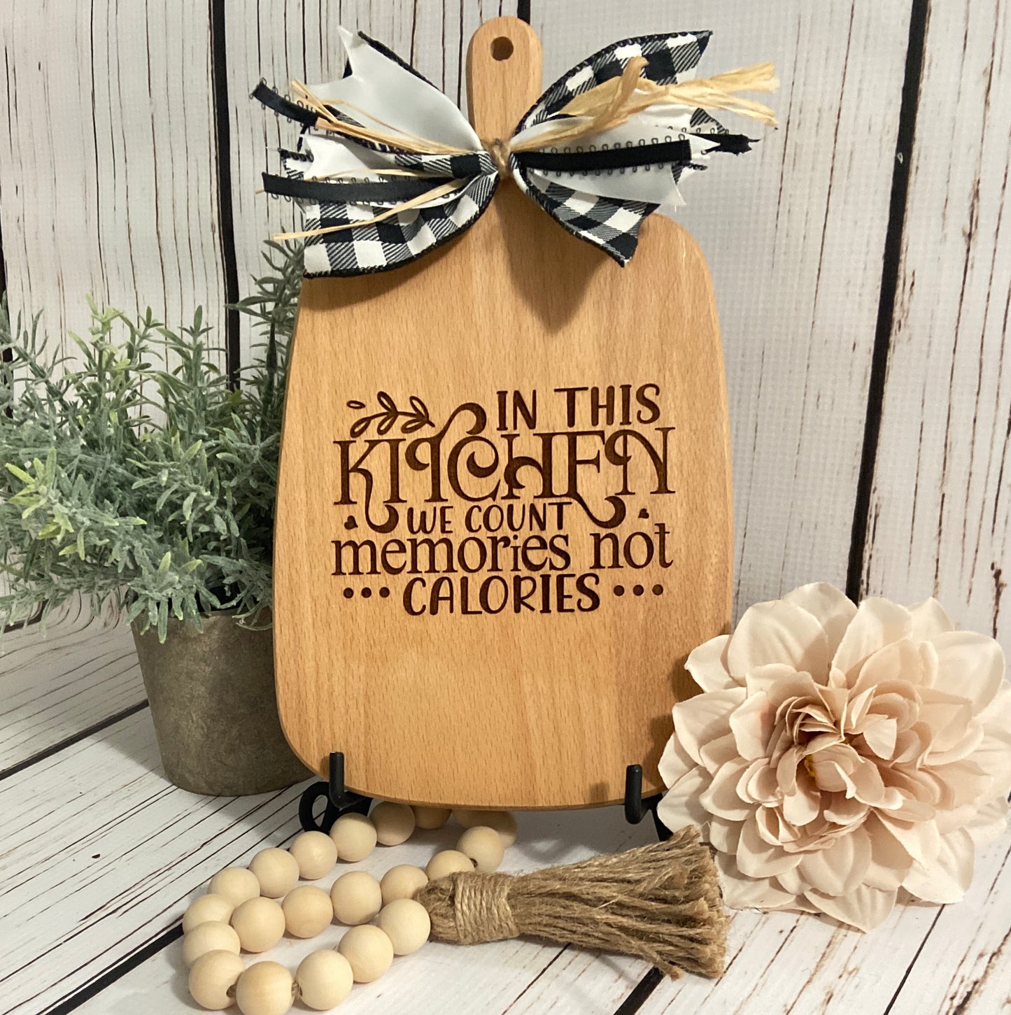 Small engraved Beechwood cutting board